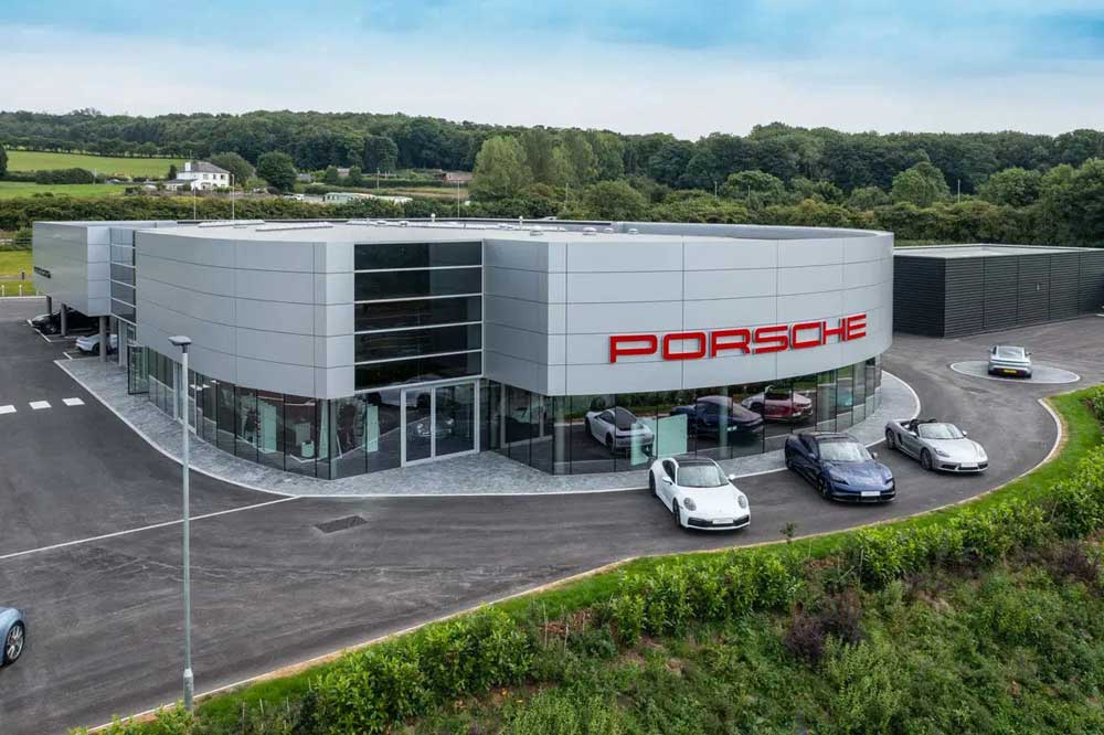 Porsche Centre South Lakes 2 porsche garage 3